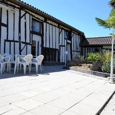 Barcelonne-du-gers, 4 Pieces, 6 Personnes - Fr-1-483-286 Casa de Férias *